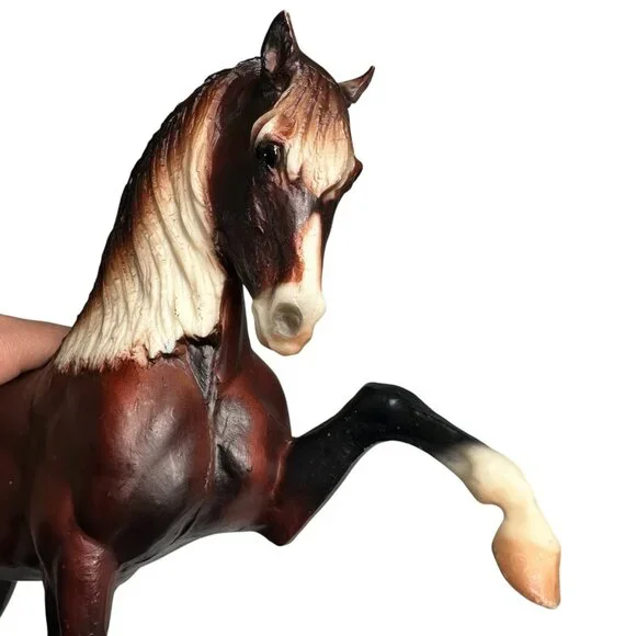 Breyer Horse #918 Promenade Chestnut Andalusian Legionario - Picture 5 of 15